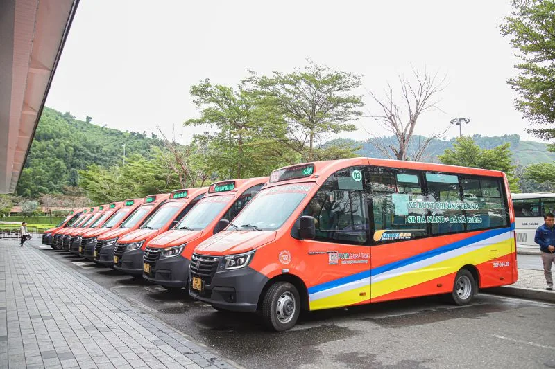 Shuttle Bus – Budget-Friendly for Solo Travelers