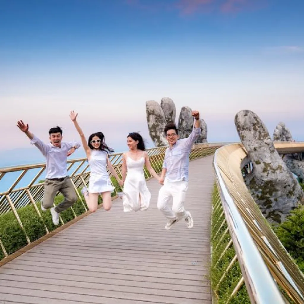 What to Wear in Ba Na Hills Weather, Areas, Shoes & Photo Tips