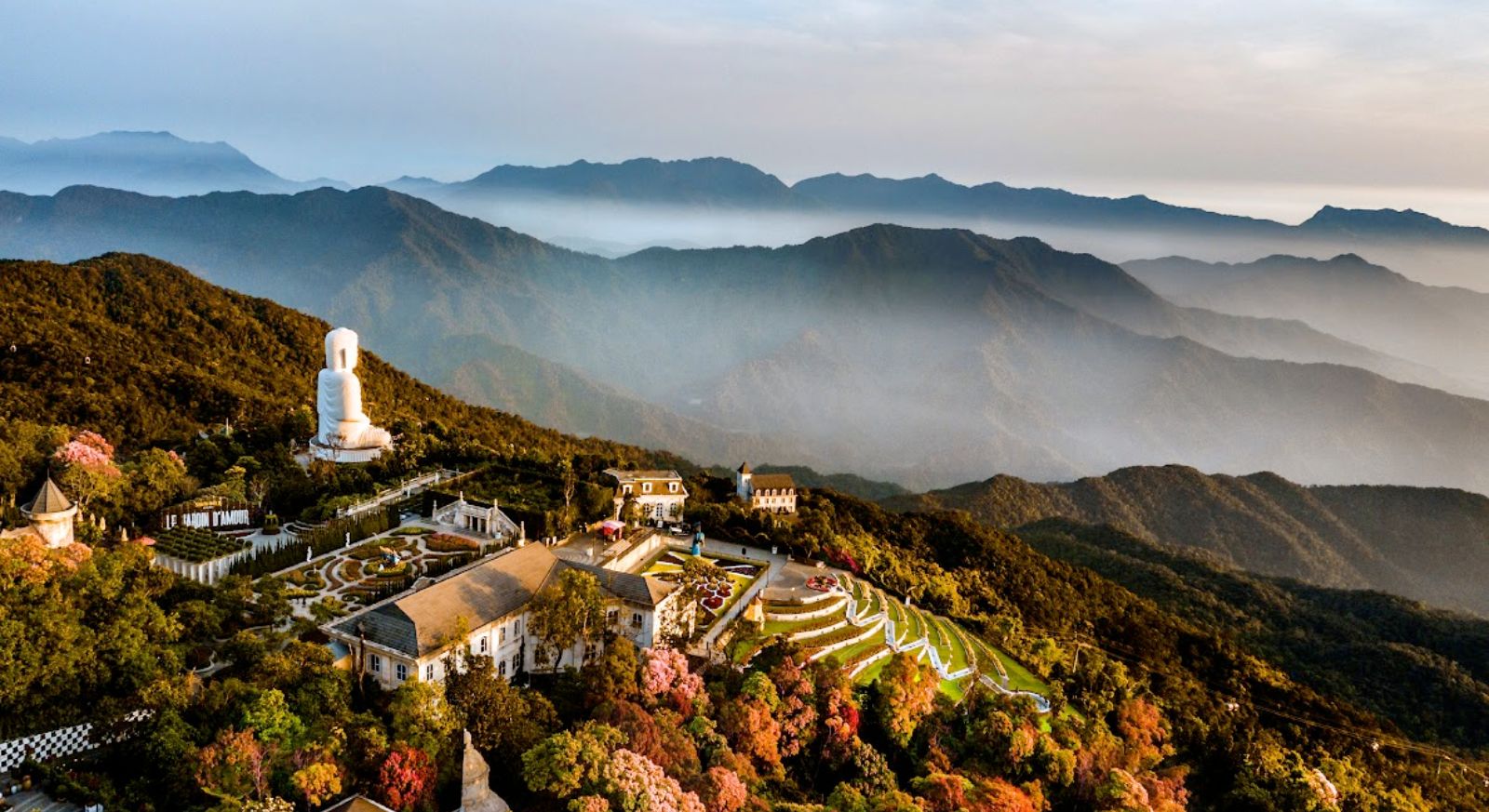 Linh Ung pagoda Ba Na hills